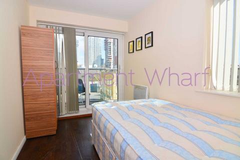 undefined, Block Wharf  Cuba street    (Canary Wharf), London, E14