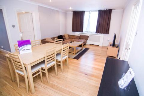 2 bedroom flat to rent, Princeton Street, London, WC1R