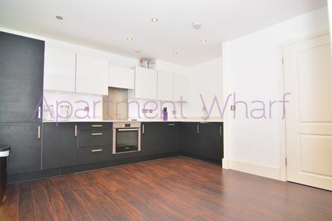 1 bedroom in a flat share to rent - Newton Court  Axio Way    (Bow road), London, E3