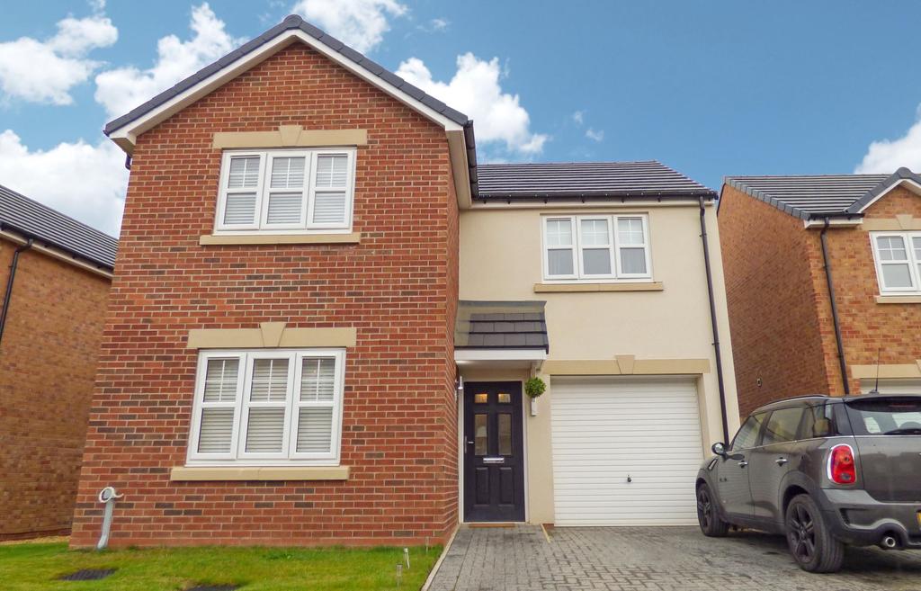 Wolsingham Road, Hartlepool, Durham, TS24 9NJ 3 bed detached house £