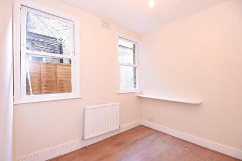 2 bedroom apartment to rent, Constantine Road,  Hampstead, ,  NW3