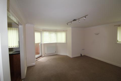 2 bedroom ground floor flat to rent, St James Court, Mount Pleasant