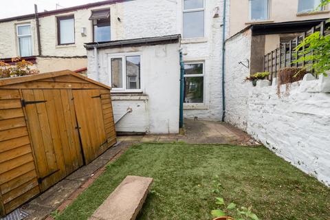 2 bedroom terraced house to rent, Portland Street, Darwen