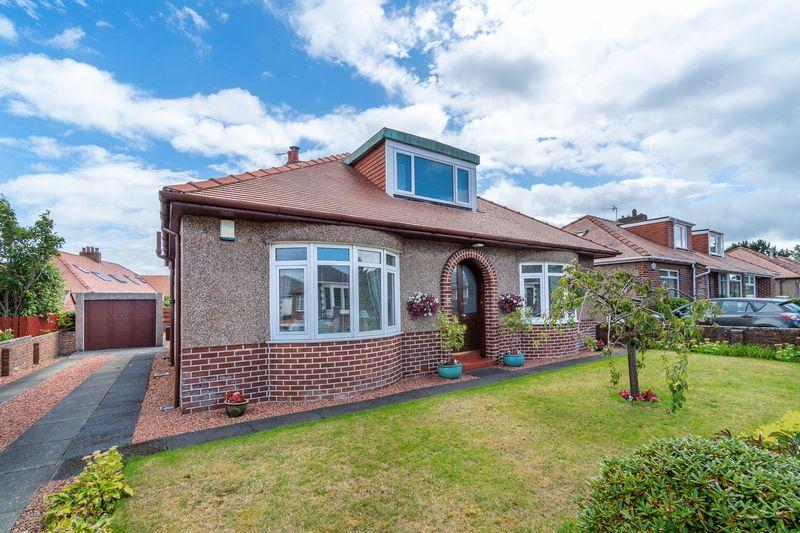 159 Adamton Road South, Prestwick, KA9 2BL 4 bed detached bungalow £