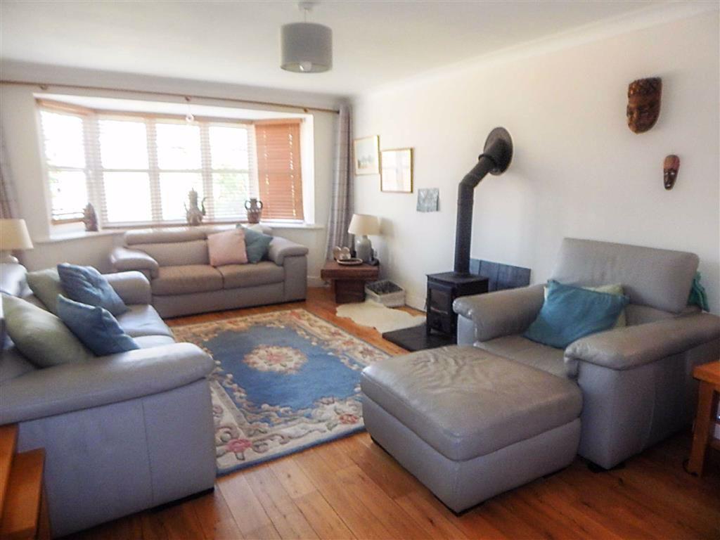 Briar Vale, Whitley Bay, Tyne & Wear, NE25 5 bed detached house £485,000