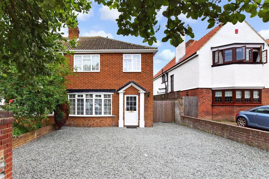 Cornwall Gardens, Cliftonville, Margate, Kent 3 bed semidetached house