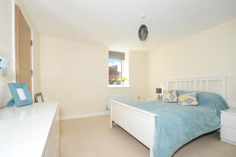 undefined, Newbury,  Berkshire,  RG14