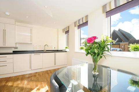 undefined, Newbury,  Berkshire,  RG14