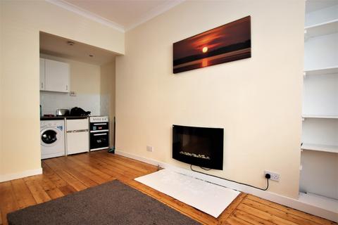 1 bedroom flat to rent - Bryson Road, Polwarth, Edinburgh, EH11