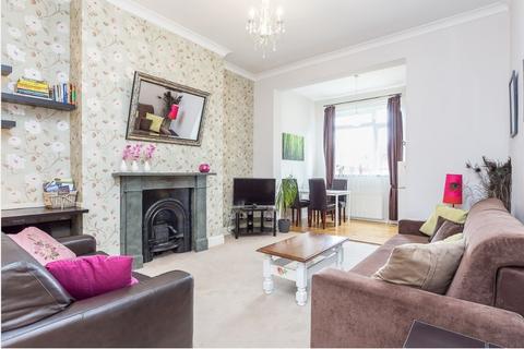 2 bedroom flat to rent, Hammersmith Grove, Hammersmith W6