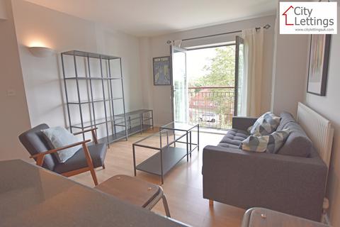 2 bedroom apartment to rent, Portland Square , Arboretum