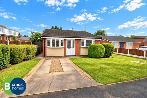 3 bedroom detached bungalow to rent, Broom Close, Rotherham S63