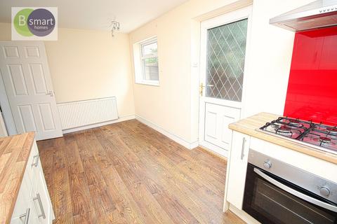 3 bedroom detached bungalow to rent, Broom Close, Rotherham S63