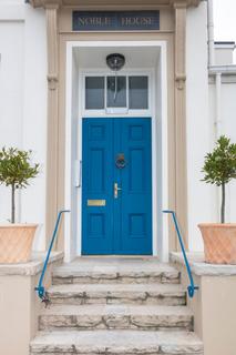 3 bedroom apartment to rent, Queens Road, St Peter Port, Guernsey