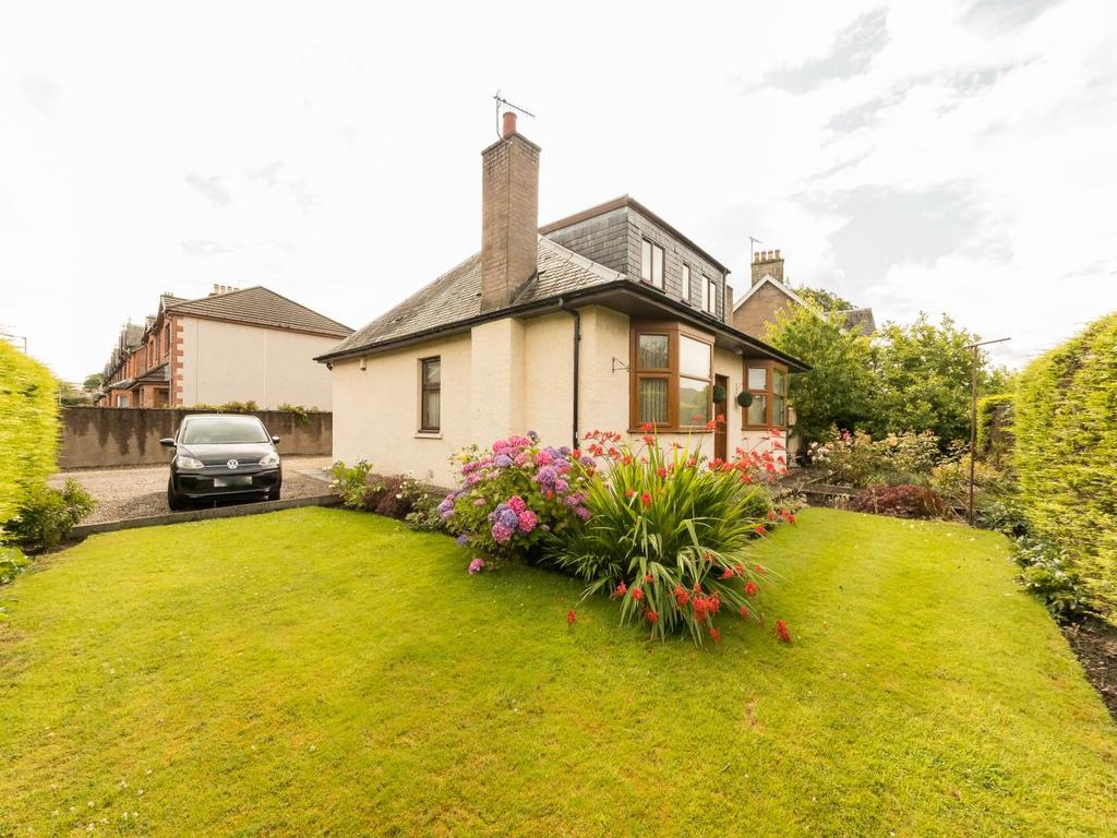 Balhousie Street, Perth, 5 bed cottage £259,000