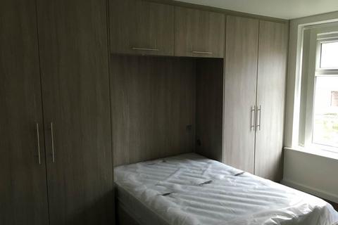 3 bedroom flat to rent, Primrose Hill , Great Horton , Bradford