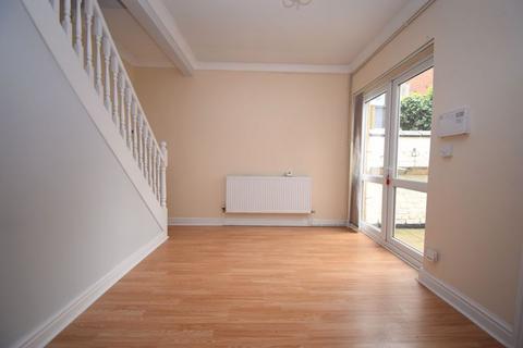 2 bedroom end of terrace house to rent, Silcock Street, Golborne