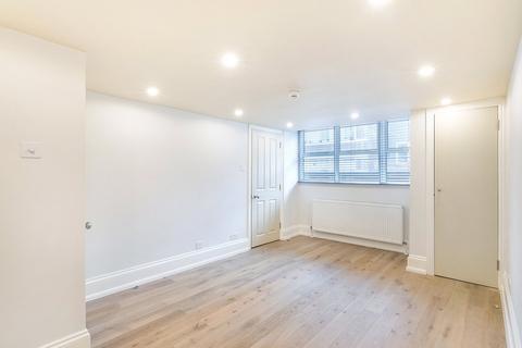 1 bedroom apartment to rent, Gerrard Street, Soho, W1D
