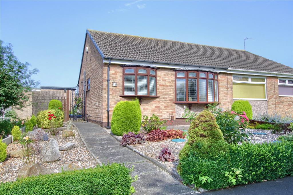 Southdean Drive, Hemlington 2 bed semi-detached bungalow - £105,000