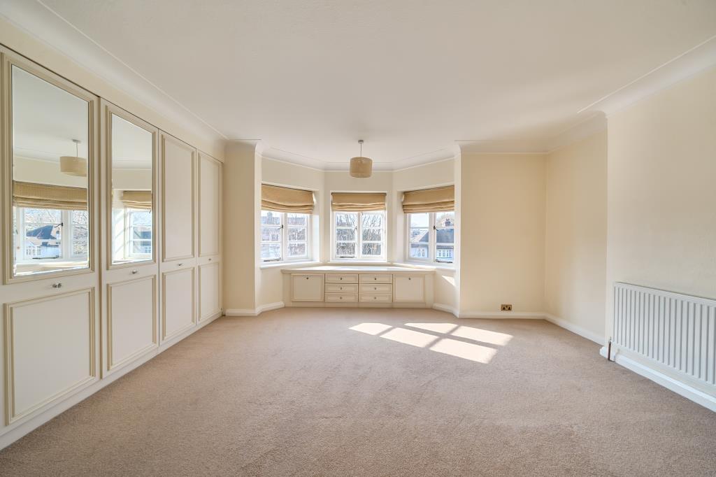 Master Bedroom2