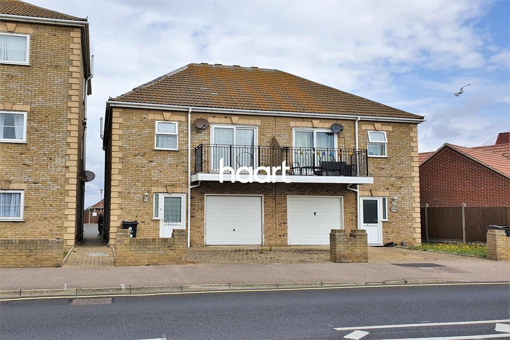 Broadway, Jaywick 3 bed semidetached house £135,000