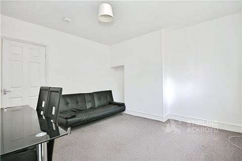 4 bedroom semi-detached house to rent, Hillcrest Road, Guildford, Surrey, GU2