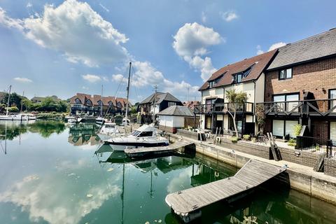 3 bedroom townhouse for sale, Endeavour Way, Hythe Marina Village