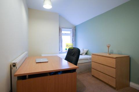 3 bedroom flat to rent, Bristol Road, Birmingham B29