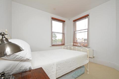 2 bedroom apartment to rent, George Street,  Richmond,  TW9