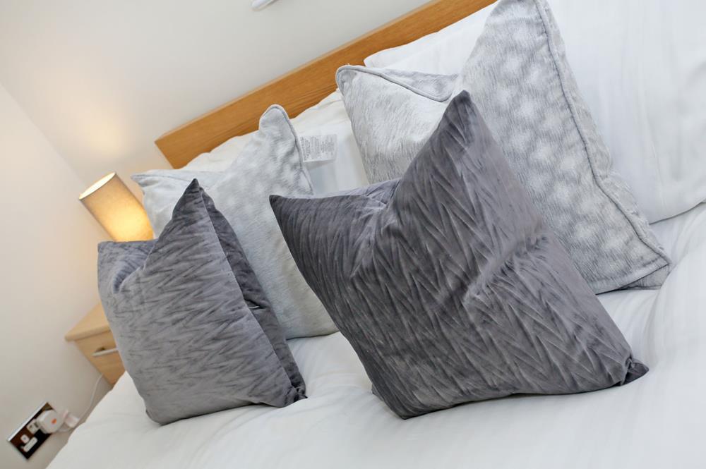 10 lamond − bed 2 (3)