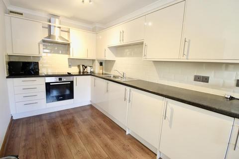 2 bedroom flat to rent, Whinhill Gate, First Floor, AB11