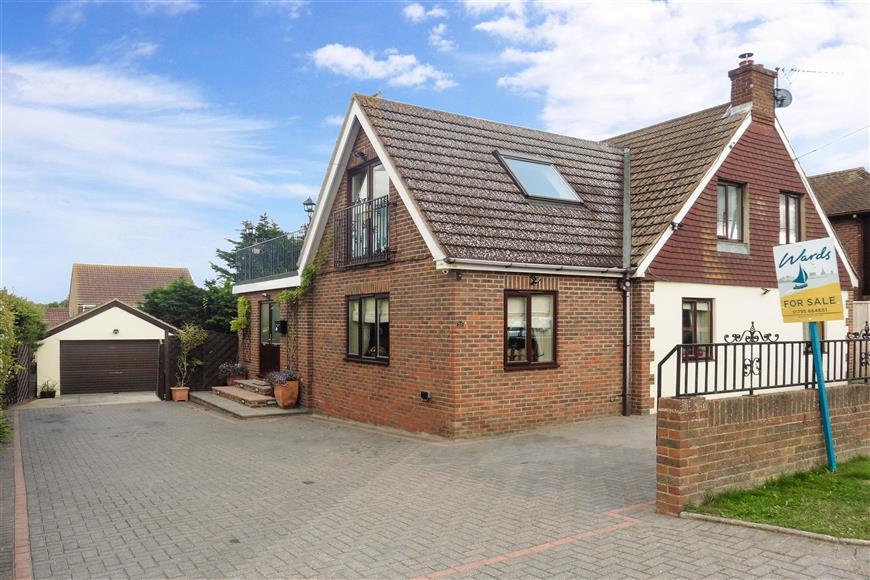 Seathorpe Avenue, Minster On Sea, Sheerness, Kent 4 bed detached house £560,000