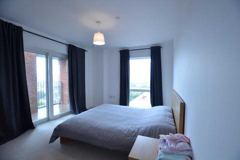 3 bedroom apartment to rent, Queenscroft House, 22 Thonrey Close, Colindale