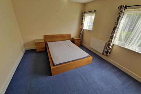 1 bedroom flat to rent, Longworth Avenue, Cambridge CB4