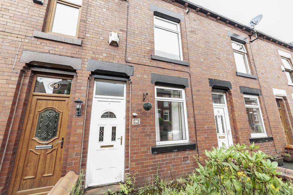 Alva Road, Moorside, OL4 2 bed terraced house £550 pcm (£127 pw)