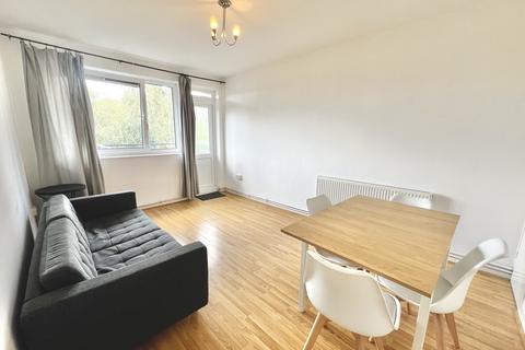 2 bedroom flat to rent, Benbow Street,  Deptford, SE8