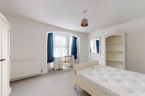 1 bedroom in a house share to rent, Botley Road, Oxford