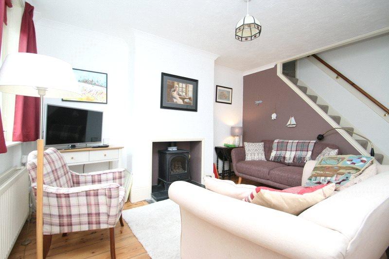 River Road, Littlehampton, West Sussex 2 bed terraced house £995 pcm