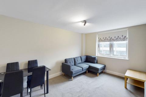 1 bedroom apartment to rent, Commercial Road, E1
