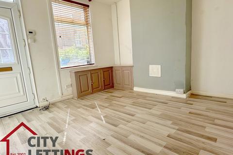 3 bedroom terraced house to rent, Lamcote Street, The Meadows