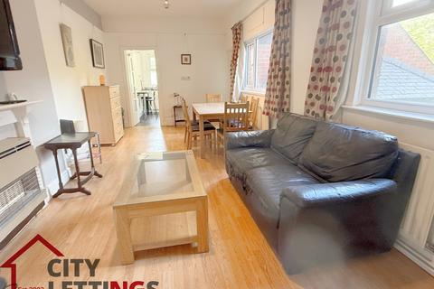 2 bedroom flat to rent, Forest Road West, Arboretum