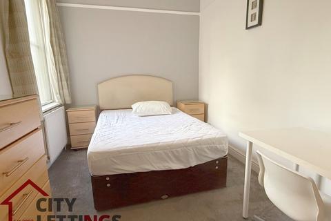 2 bedroom flat to rent, Forest Road West, Arboretum