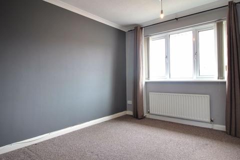 2 bedroom semi-detached house to rent, Cranwell Court, Nuthall, Nottingham