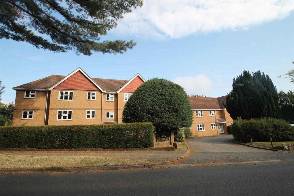 Queens Road, Maidstone 2 bed apartment £175,000