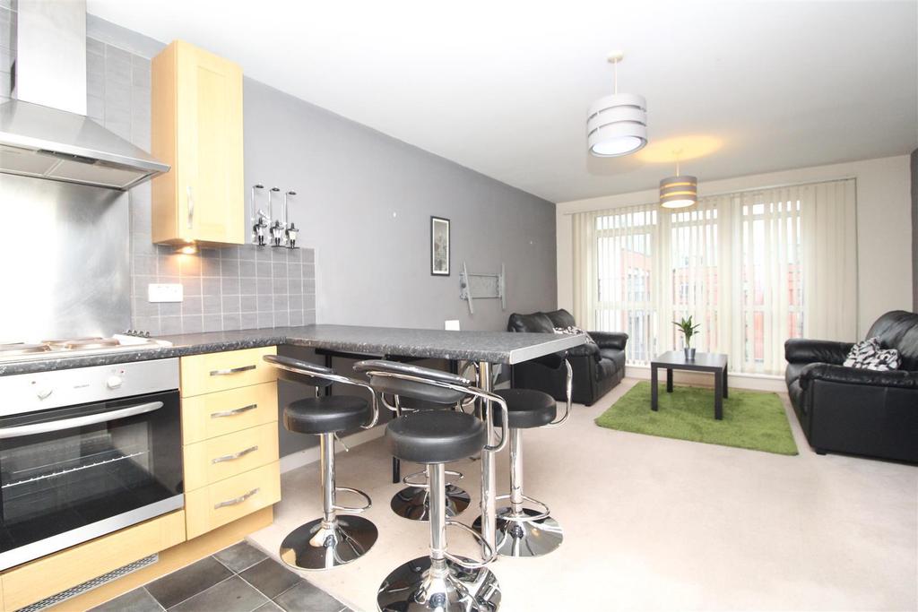 Beauchamp House, City Centre, Coventry 2 Bed Apartment - £1,100 Pcm (£ ...