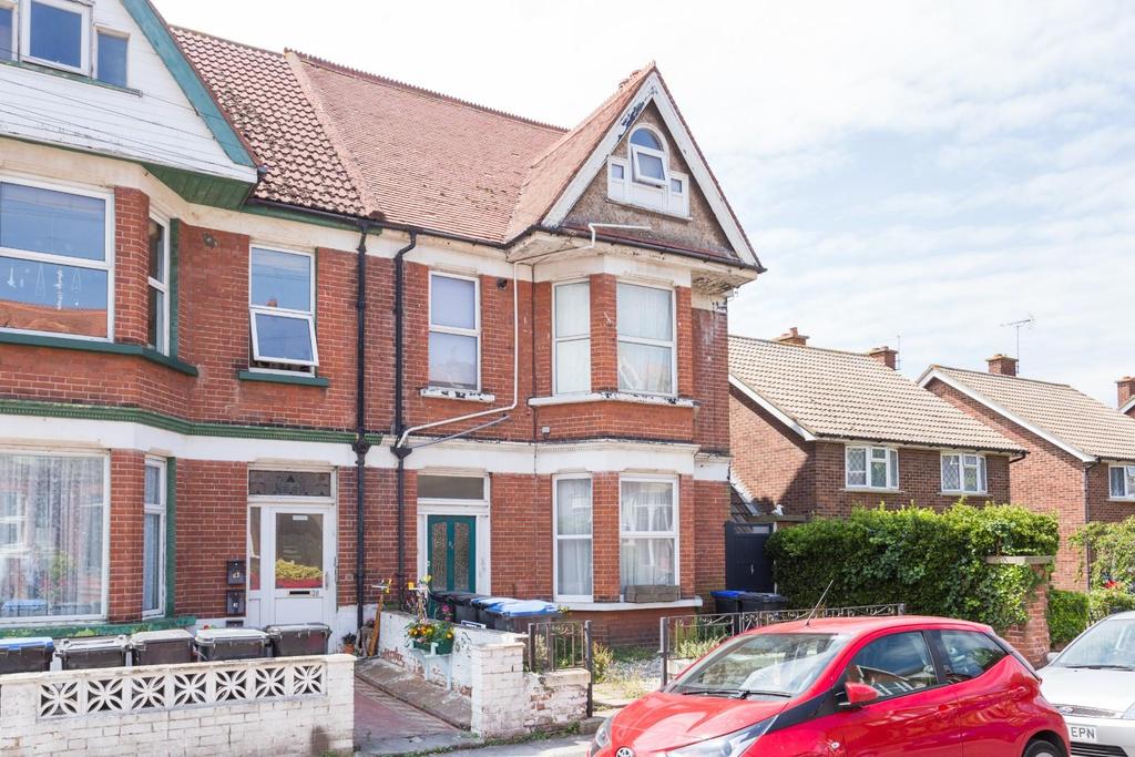 Madeira Road, Margate 1 bed flat £107,500