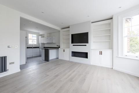 3 bedroom flat to rent, Juer Street, SW11