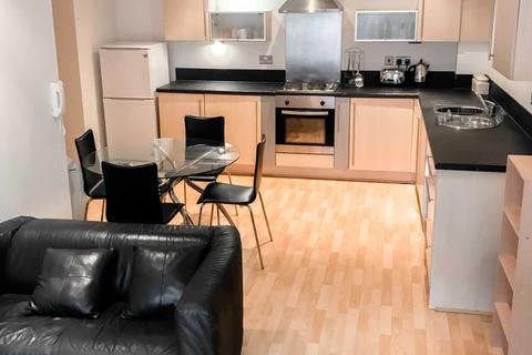 2 bedroom apartment to rent, Elmira Way, Salford M5