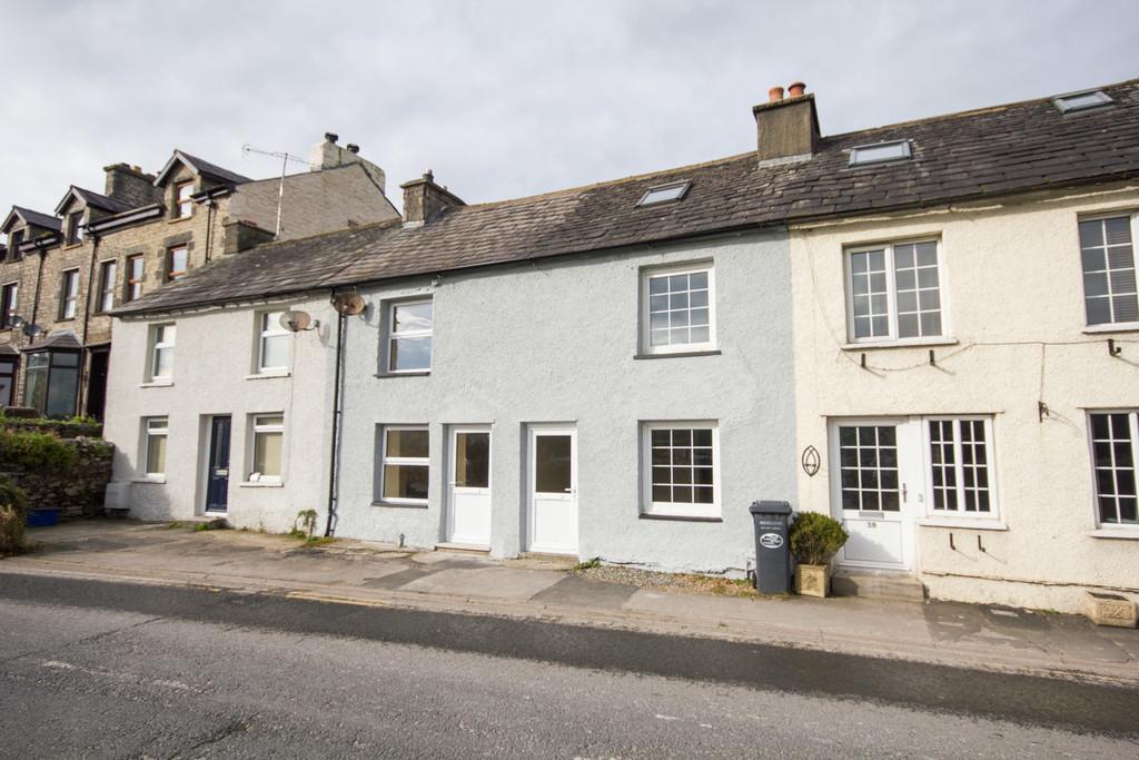 Park Road, Milnthorpe, Cumbria 1 bed terraced house £140,000