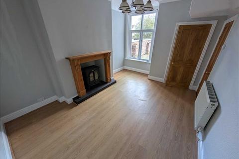 2 bedroom house to rent, Hayfield Avenue, Poulton-le-Fylde